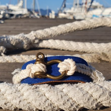 Leather bracelet The ‘Poniente’ with a brass mini shekel combained with a cotton rope – blue